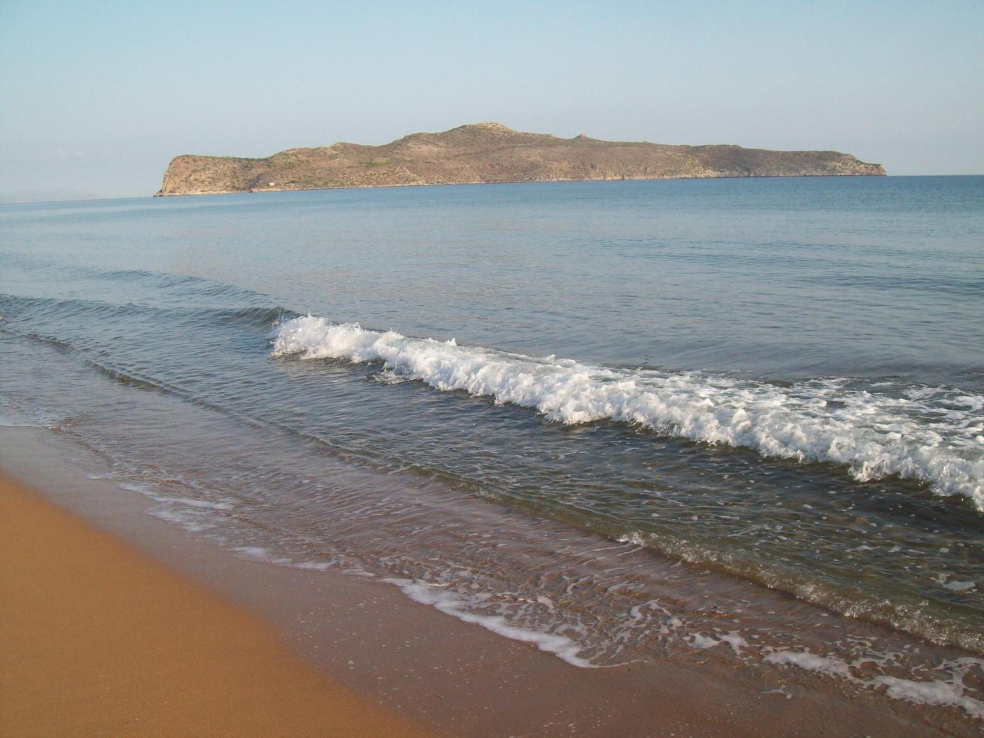 Kato Stalos Beach Luaran gambar