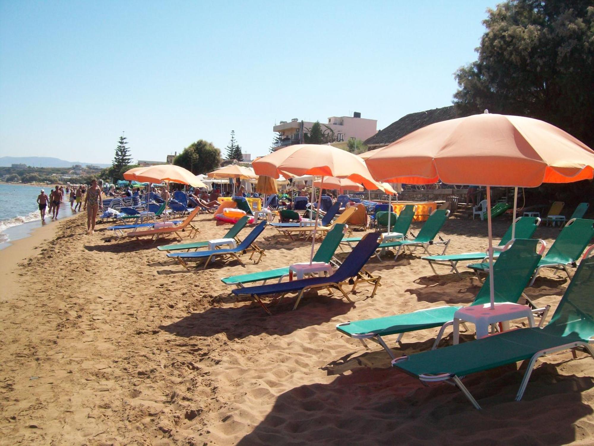 Kato Stalos Beach Luaran gambar